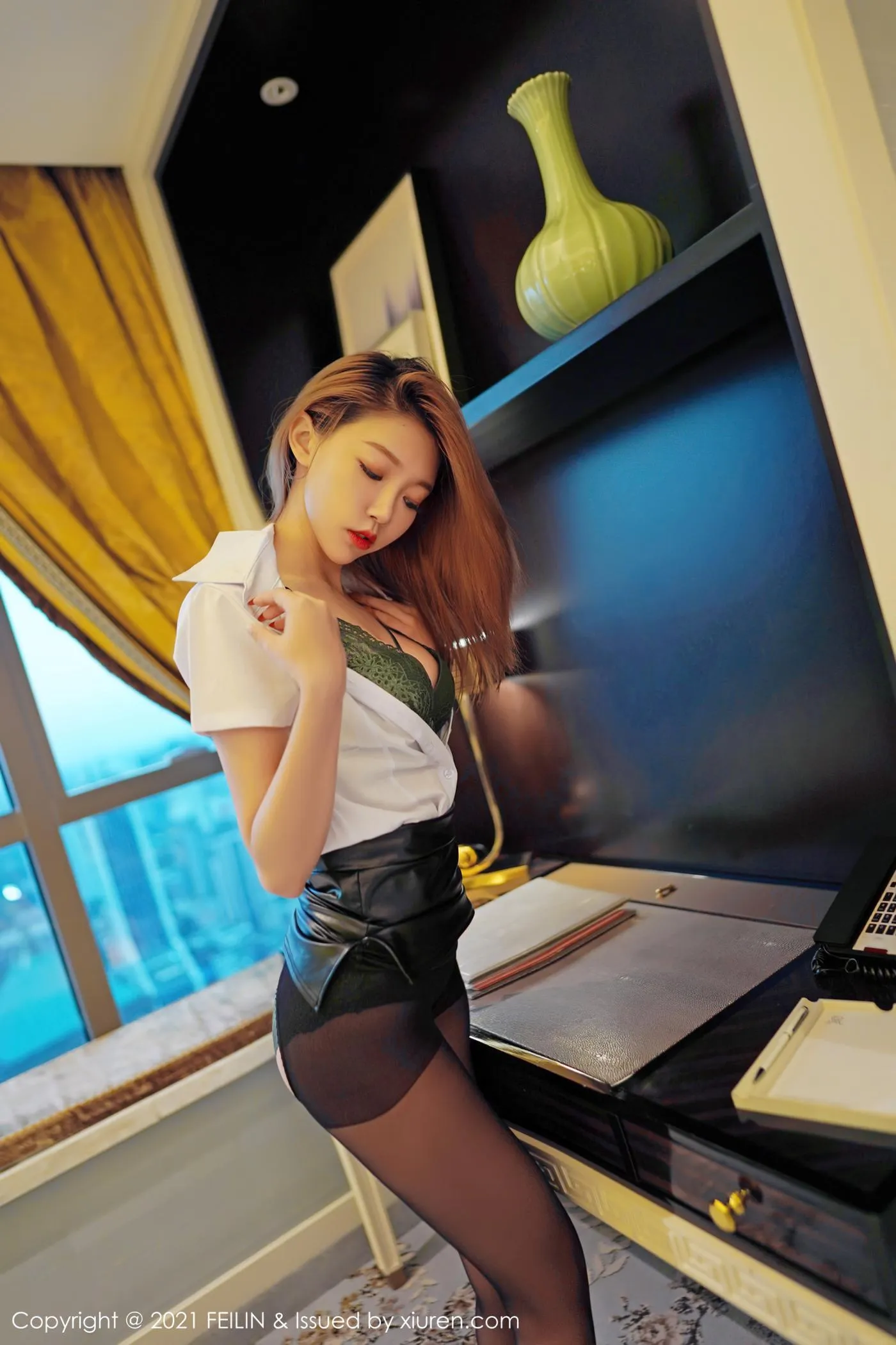 [FEILIN嗲囡囡] 2021.09.16 VOL.413 冯木木LRIS [46P]插图4